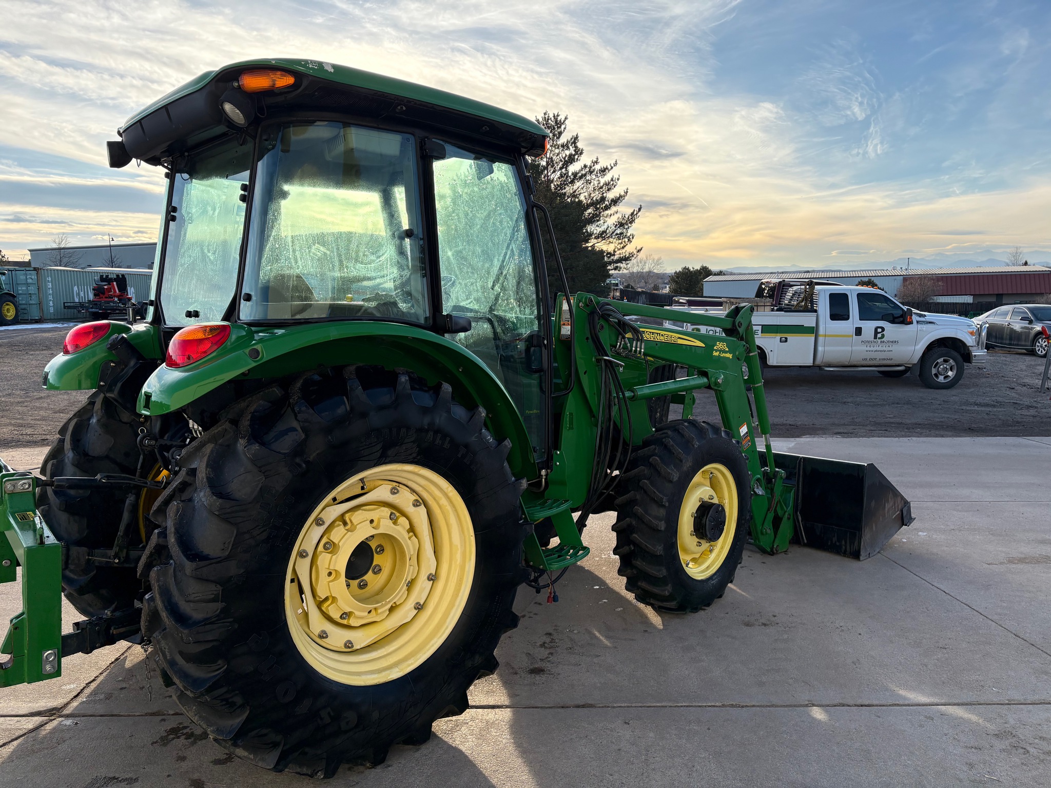 2007 John Deere 5625 Image 5