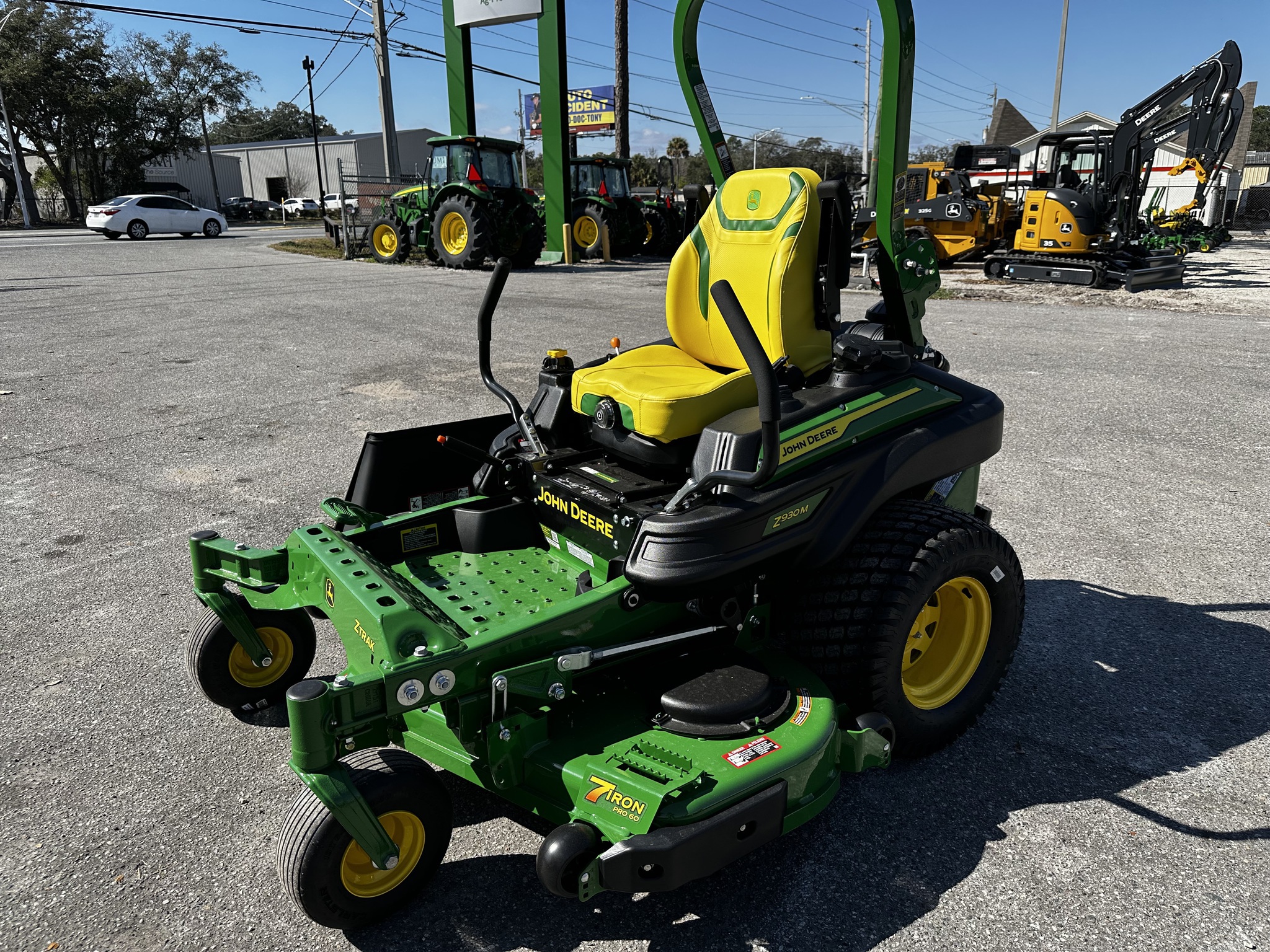 2025 John Deere Z930M Image 1