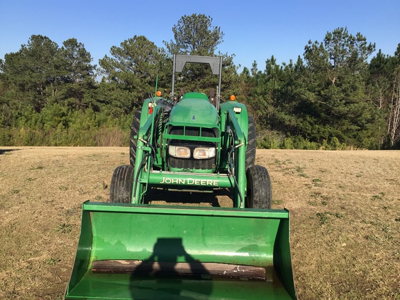 2003 John Deere 6420L Photo 7