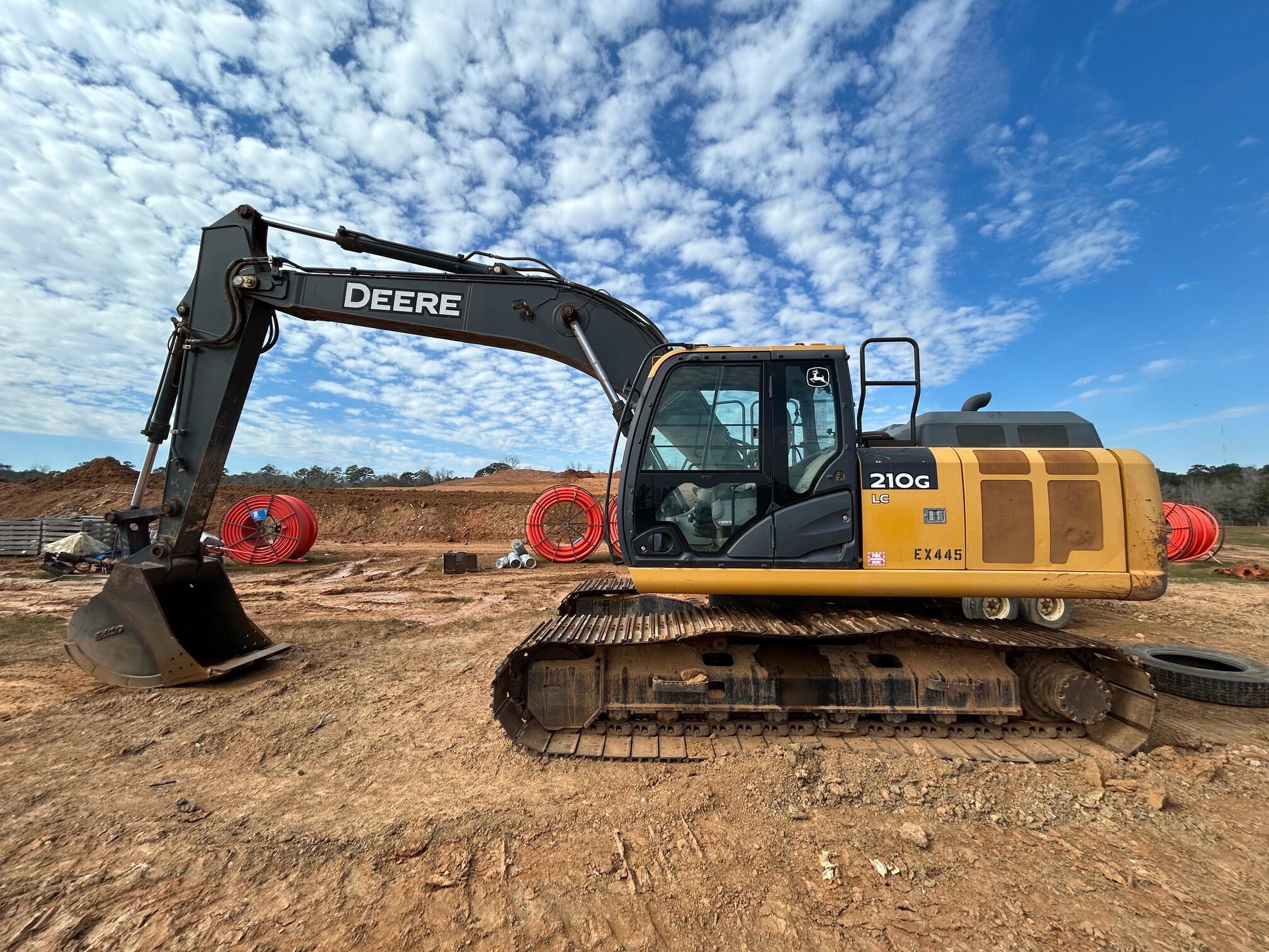 2018 John Deere 210G LC Image 1