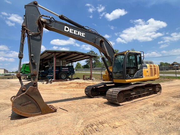 2018 John Deere 210GLC 