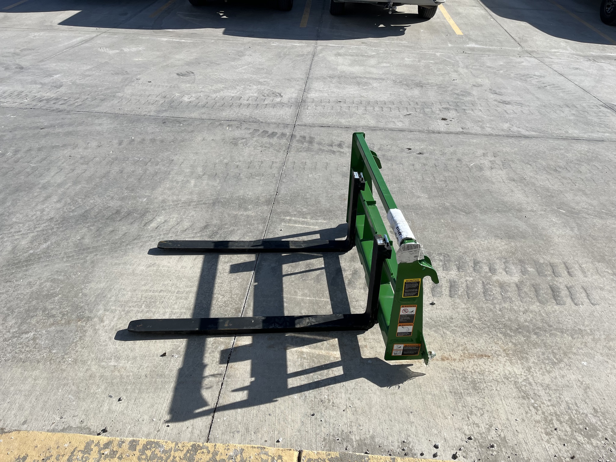  2025 Frontier AP10F at Heritage Tractor in Olathe, KS
