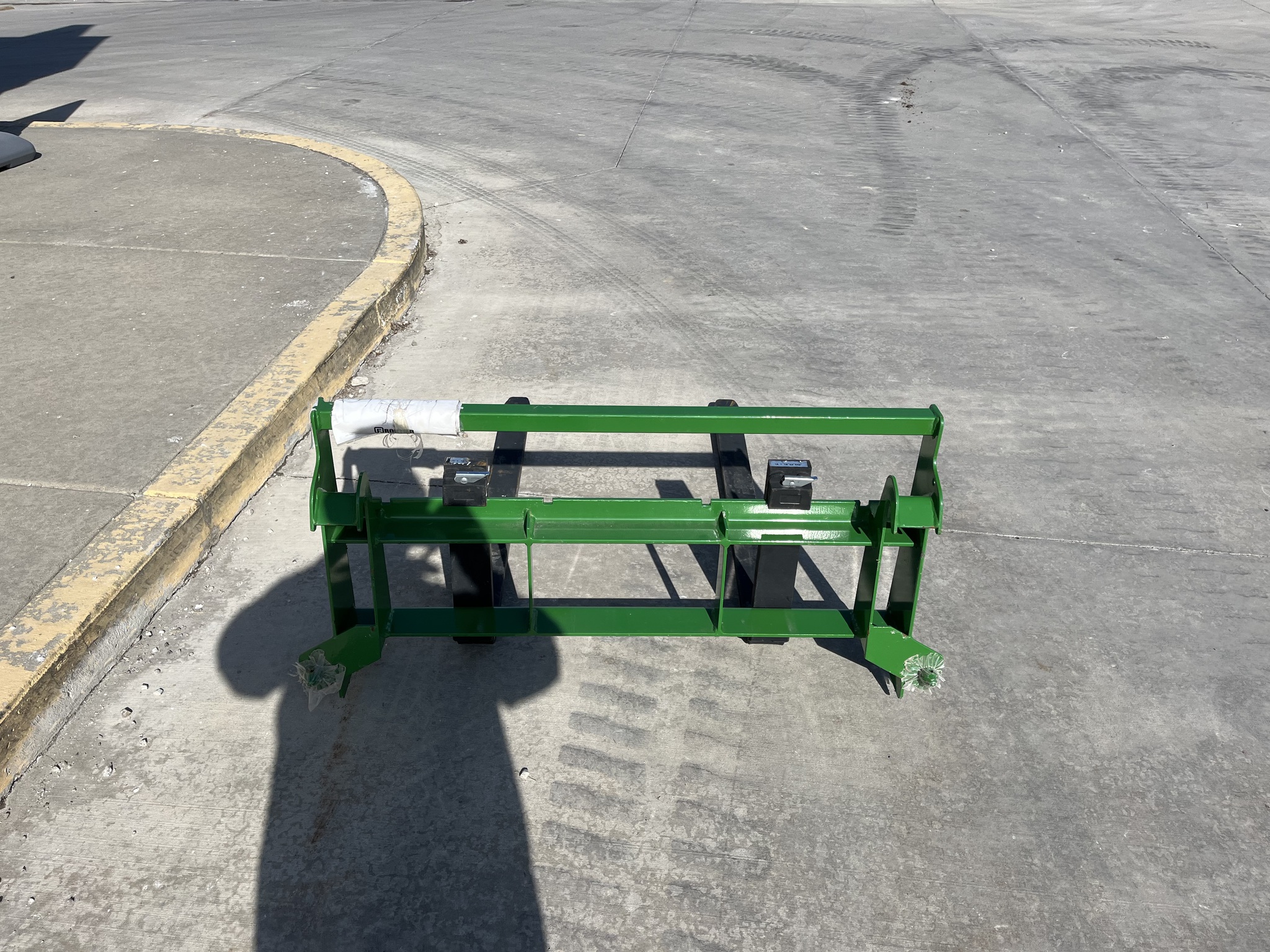  2025 Frontier AP10F at Heritage Tractor in Olathe, KS