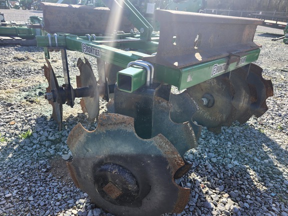 2021 Frontier DH1048