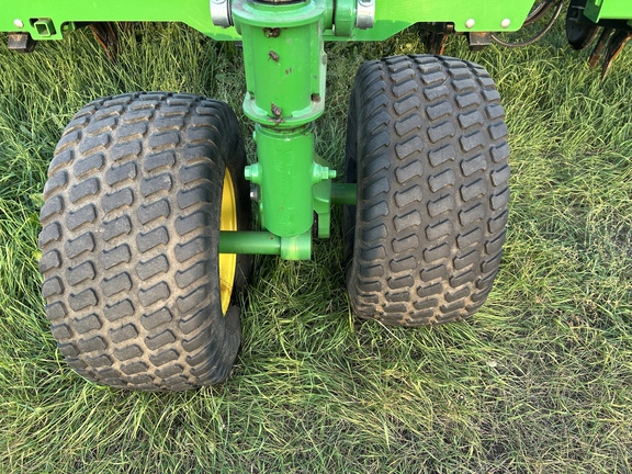 Used 2022 John Deere P576 Air Drills and Seeders at Horizon Ag & Turf in Lloydminster, AB - Photo7