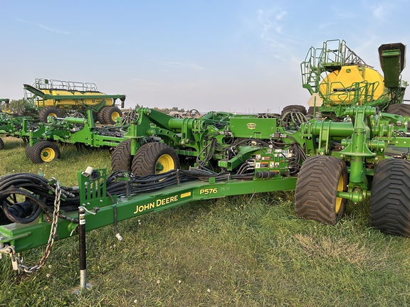 Used 2022 John Deere P576 Air Drills and Seeders at Horizon Ag & Turf in Lloydminster, AB - Photo3