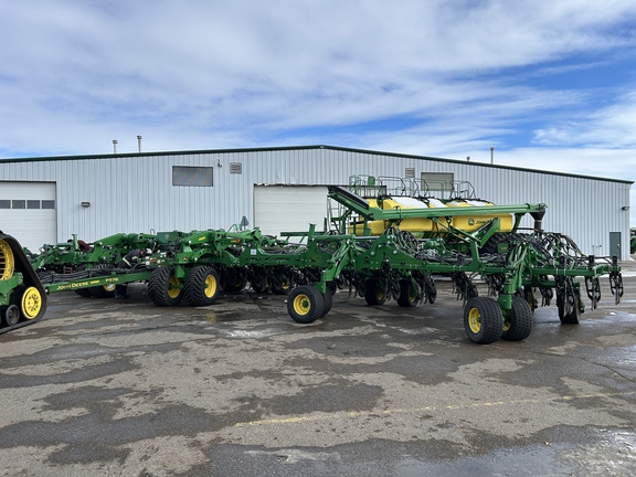 Used 2022 John Deere P576 Air Drills and Seeders at Horizon Ag & Turf in Lloydminster, AB - Photo22