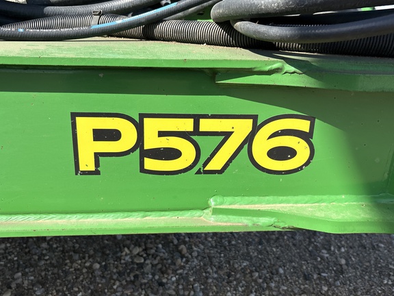 Used 2022 John Deere P576 Air Drills and Seeders at Horizon Ag & Turf in Lloydminster, AB - Photo4