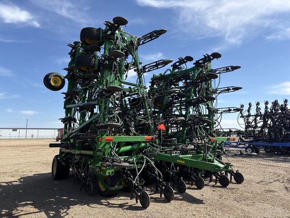 Used 2022 John Deere P576 Air Drills and Seeders at Horizon Ag & Turf in Lloydminster, AB - Photo5