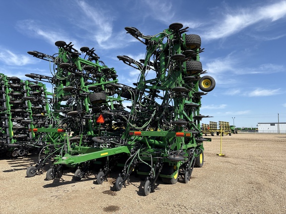 Used 2022 John Deere P576 Air Drills and Seeders at Horizon Ag & Turf in Lloydminster, AB - Photo7