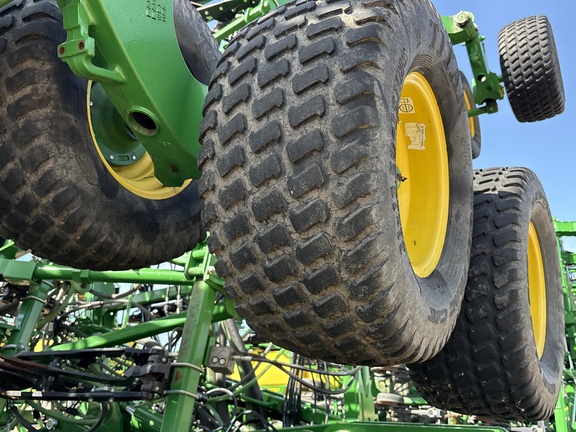 Used 2022 John Deere P576 Air Drills and Seeders at Horizon Ag & Turf in Lloydminster, AB - Photo15