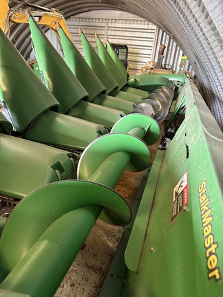 2012 John Deere 608C - Photo11