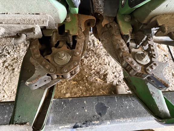 2012 John Deere 608C - Photo6