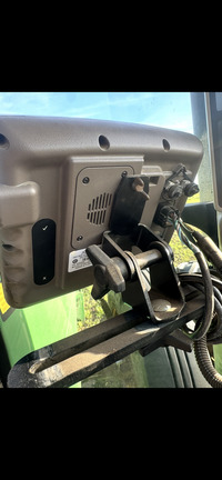  John Deere GS3 2630 Universal Display Photo 3