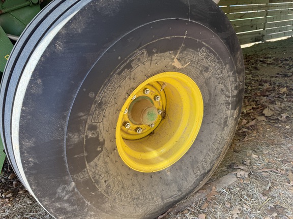 Photo of 2021 John Deere 560M