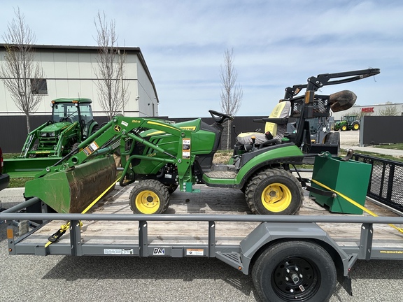 Used 2021 John Deere 1025R Compact Utility Tractors at Koenig Equipment in Franklin, IN - Photo1
