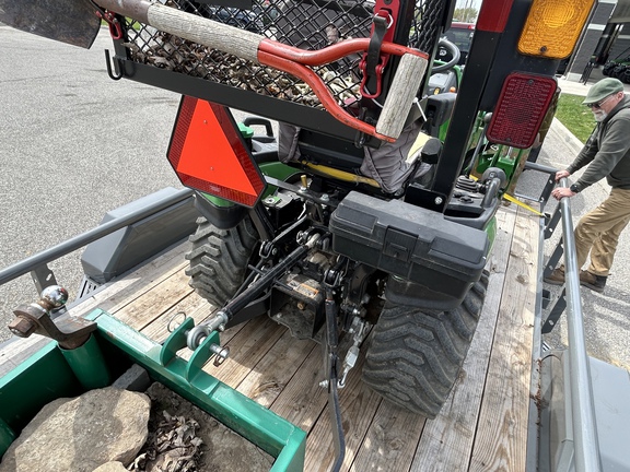 Used 2021 John Deere 1025R Compact Utility Tractors at Koenig Equipment in Franklin, IN - Photo9