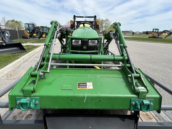 Used 2021 John Deere 1025R Compact Utility Tractors at Koenig Equipment in Franklin, IN - Photo7