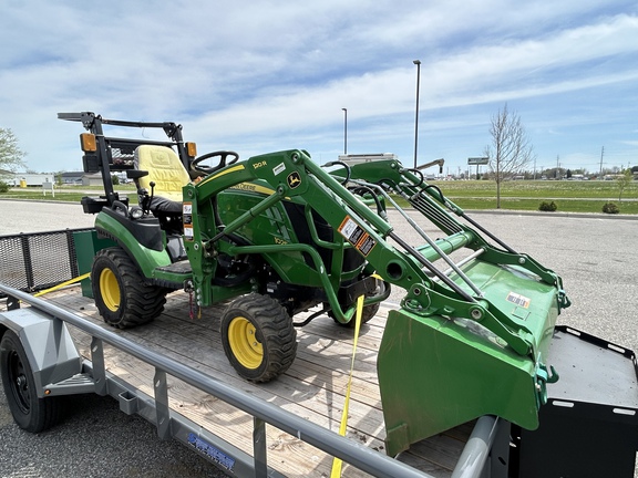 Used 2021 John Deere 1025R Compact Utility Tractors at Koenig Equipment in Franklin, IN - Photo6
