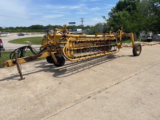   Vermeer R-23 at Heritage Tractor in West Plains, MO