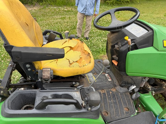 2013 John Deere 1025R