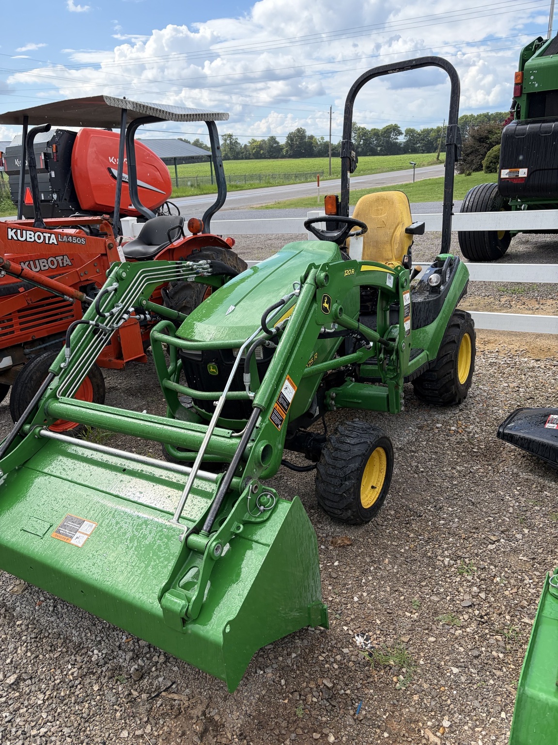 2013 John Deere 1025R