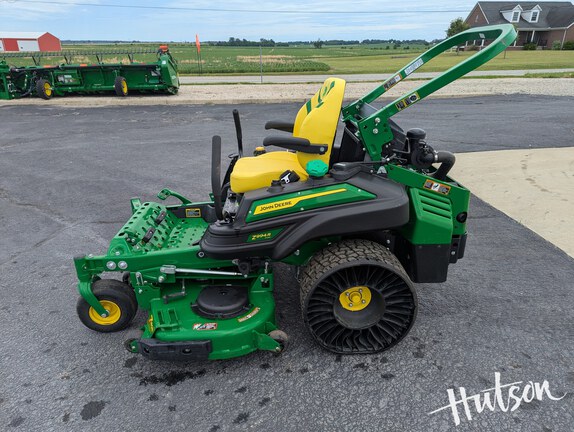 Photo of 2025 John Deere Z994R