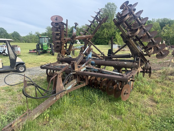 1985 Ford 242