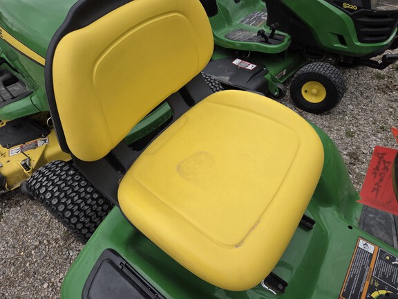 Photo of 2023 John Deere X330