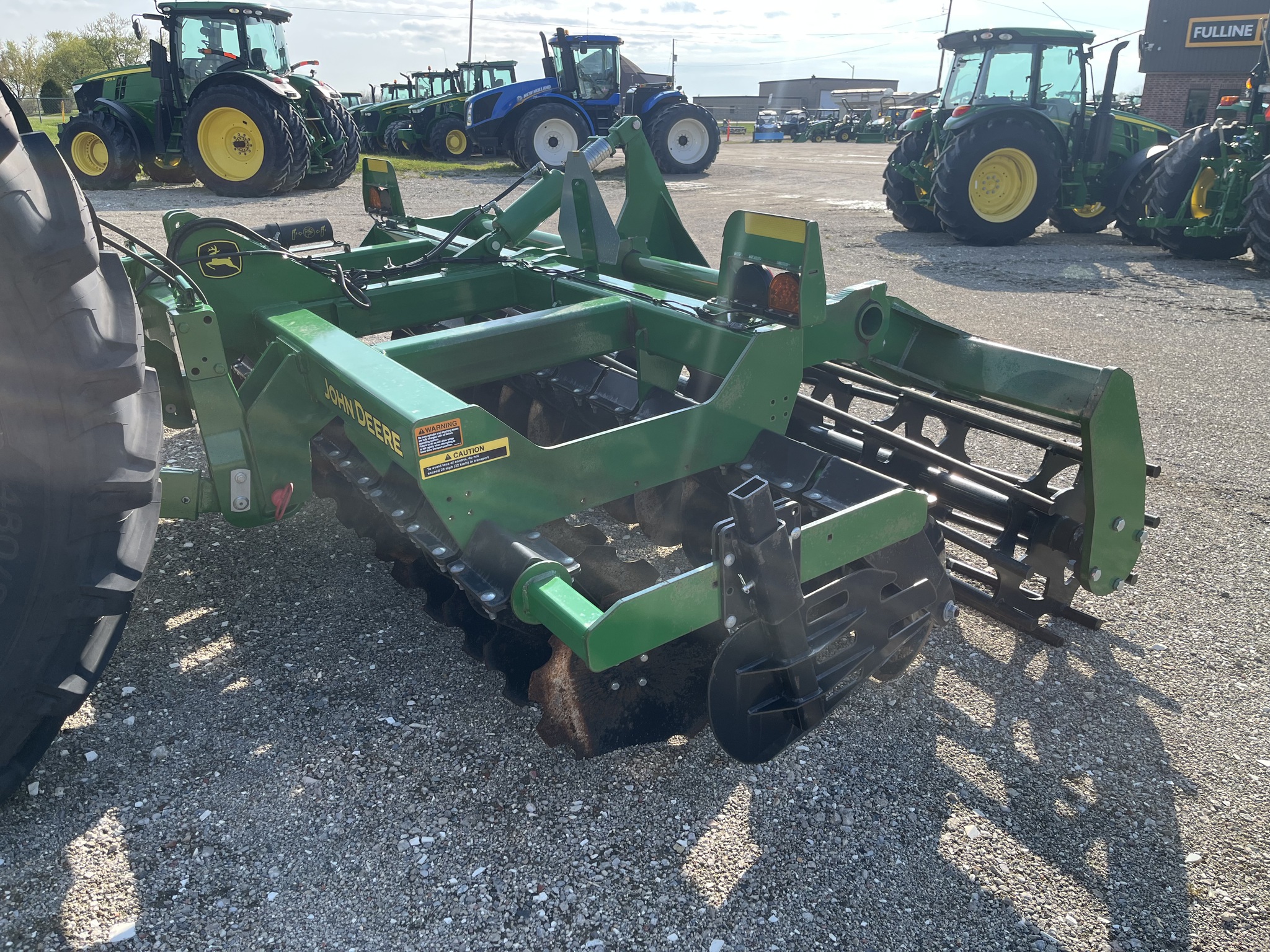 2022 John Deere 2680H Disks