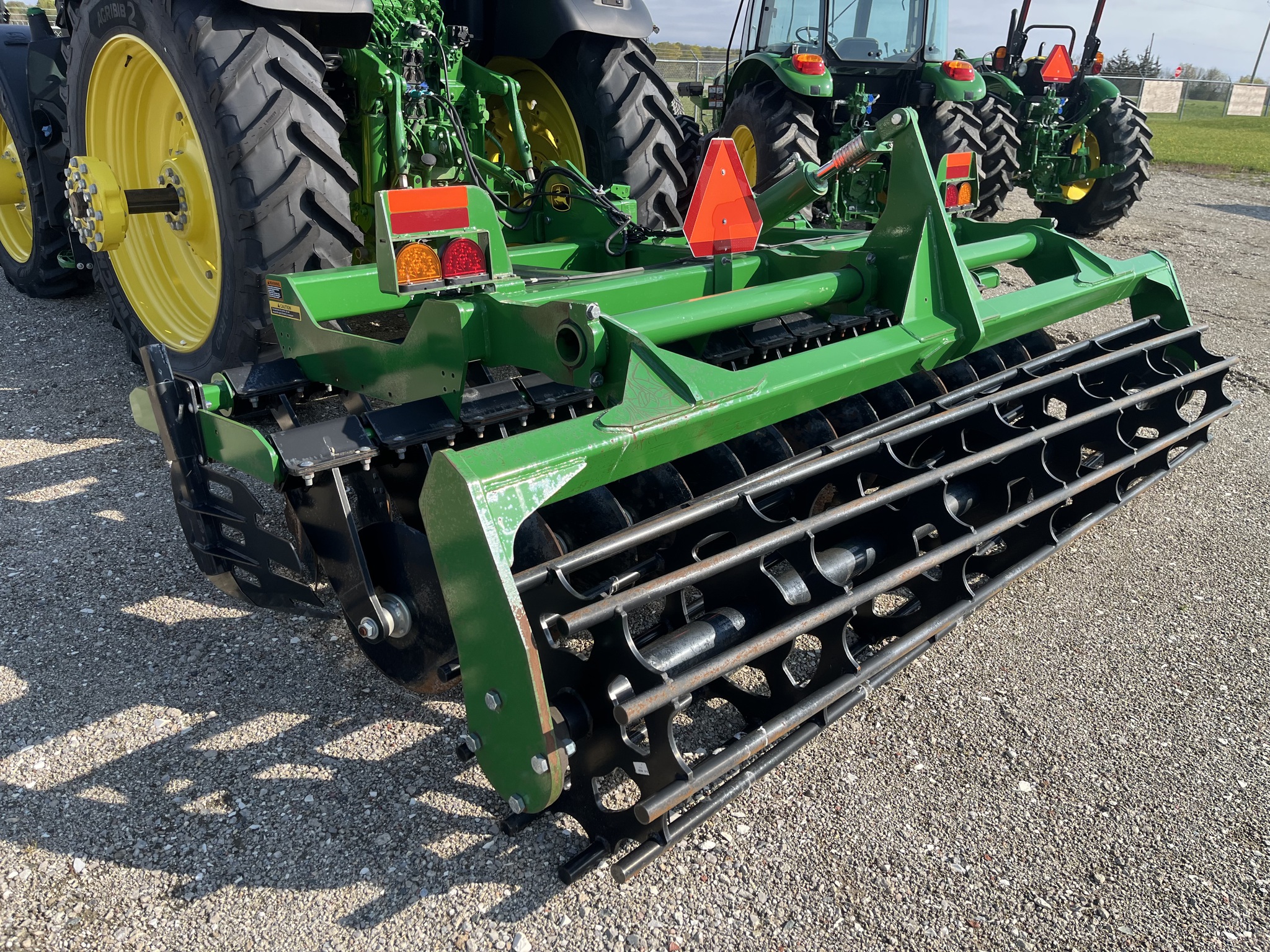 2022 John Deere 2680H Disks