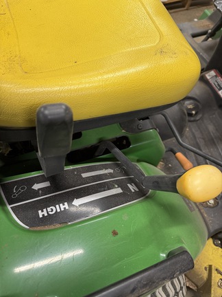 2005 John Deere 2210 - Photo8
