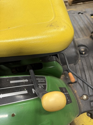 2005 John Deere 2210 - Photo9