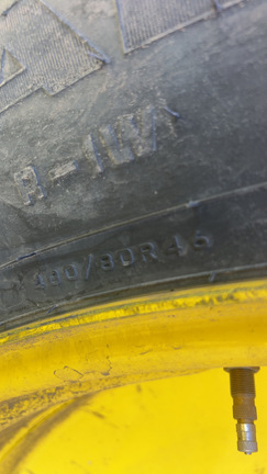2024 John Deere 8R 250 (7th thumbnail)