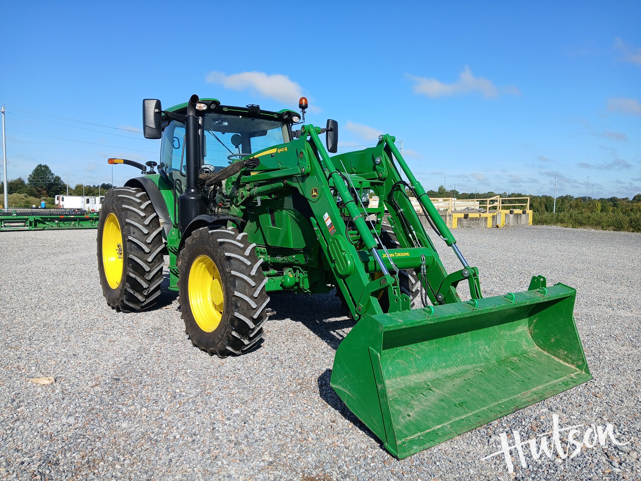 2022 John Deere 6R 145