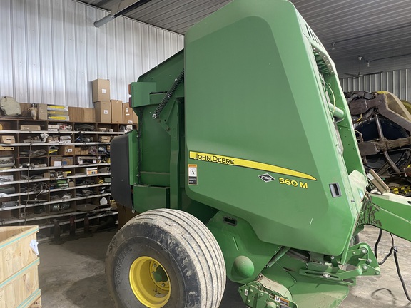 2021 John Deere 560M - Photo4