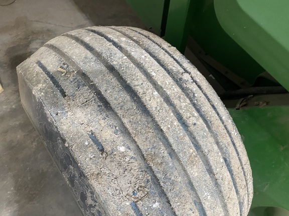 2021 John Deere 560M - Photo14