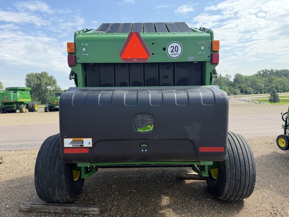 2021 John Deere 560M - Photo4