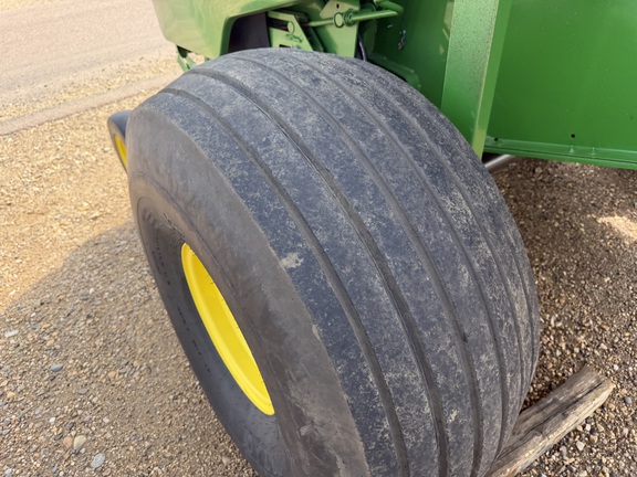 2021 John Deere 560M - Photo14