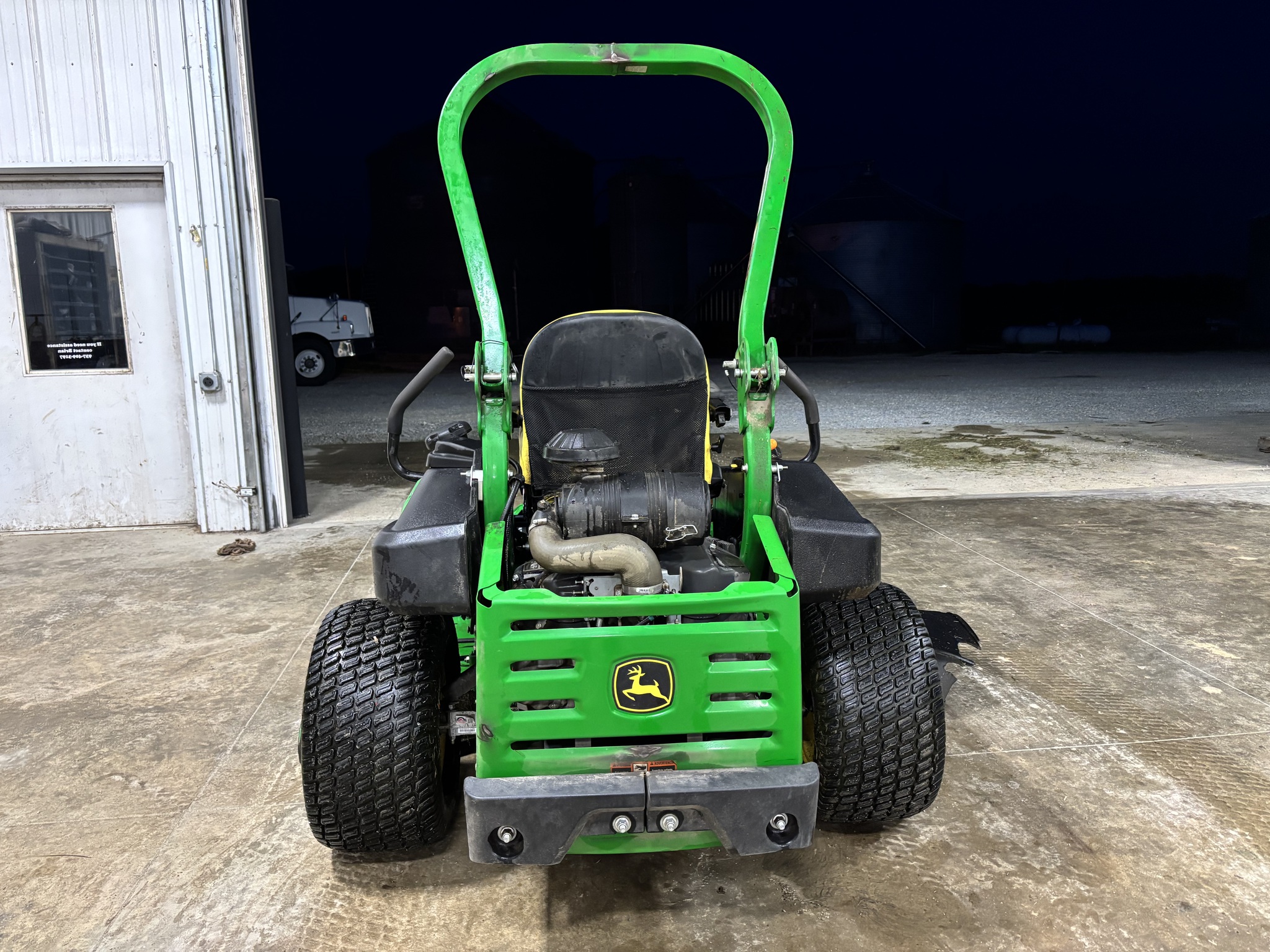 Used 2018 John Deere Z960M Zero Turn Mowers at Koenig Equipment in Urbana, OH - PhotoXL3