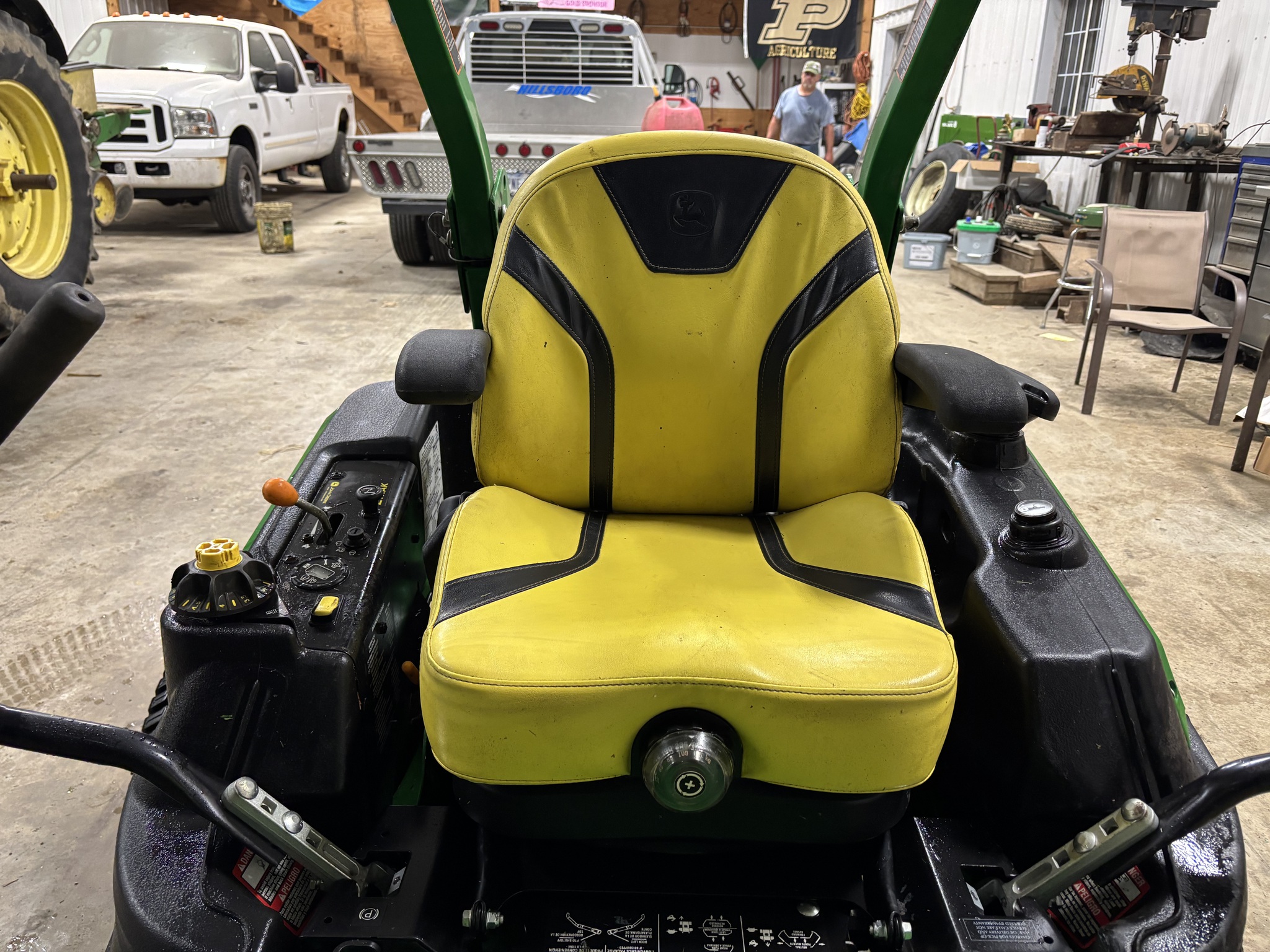 Used 2018 John Deere Z960M Zero Turn Mowers at Koenig Equipment in Urbana, OH - PhotoXL14