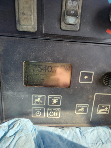 2004 John Deere 7720