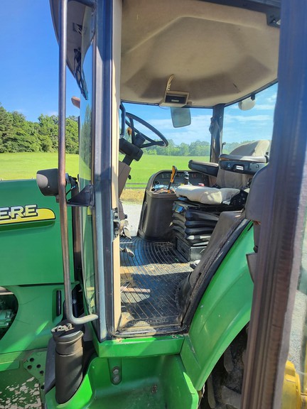 2004 John Deere 7720