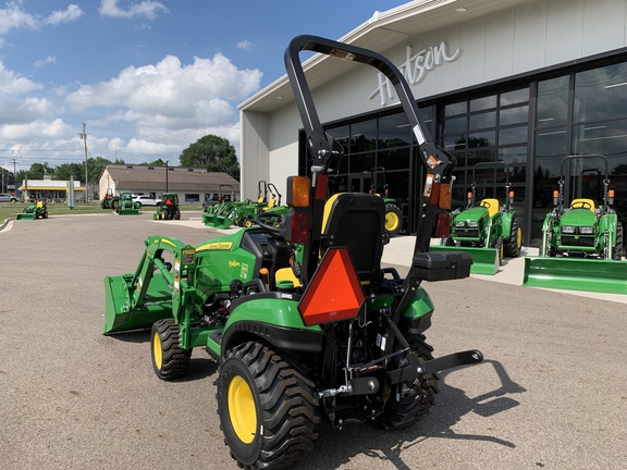 Photo of 2026 John Deere 1025R
