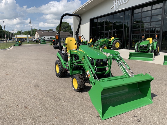 Photo of 2026 John Deere 1025R