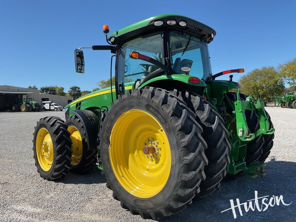 Photo of 2020 John Deere 8295R
