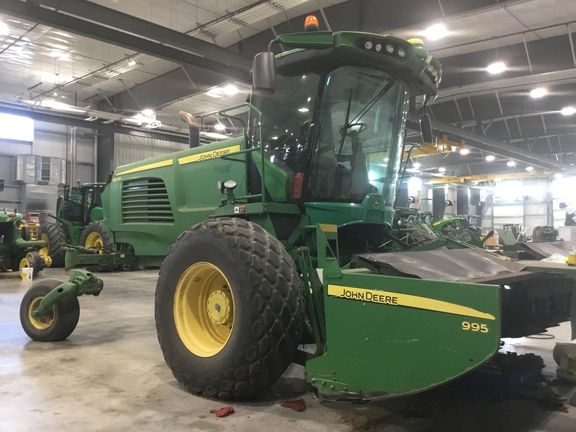  John Deere W235