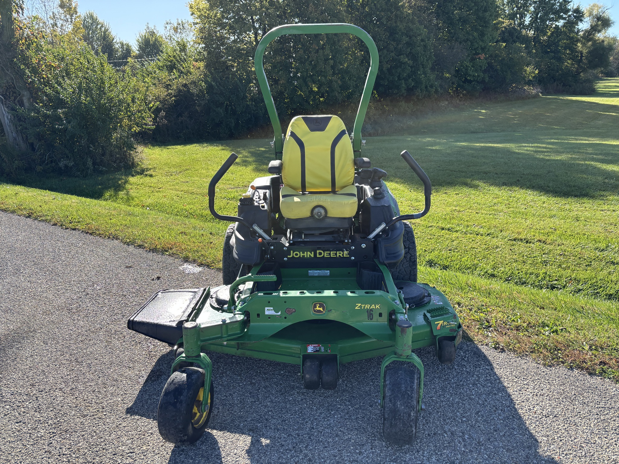 Used 2021 John Deere Z930M Zero Turn Mowers at Koenig Equipment in Richmond, IN - PhotoXL1