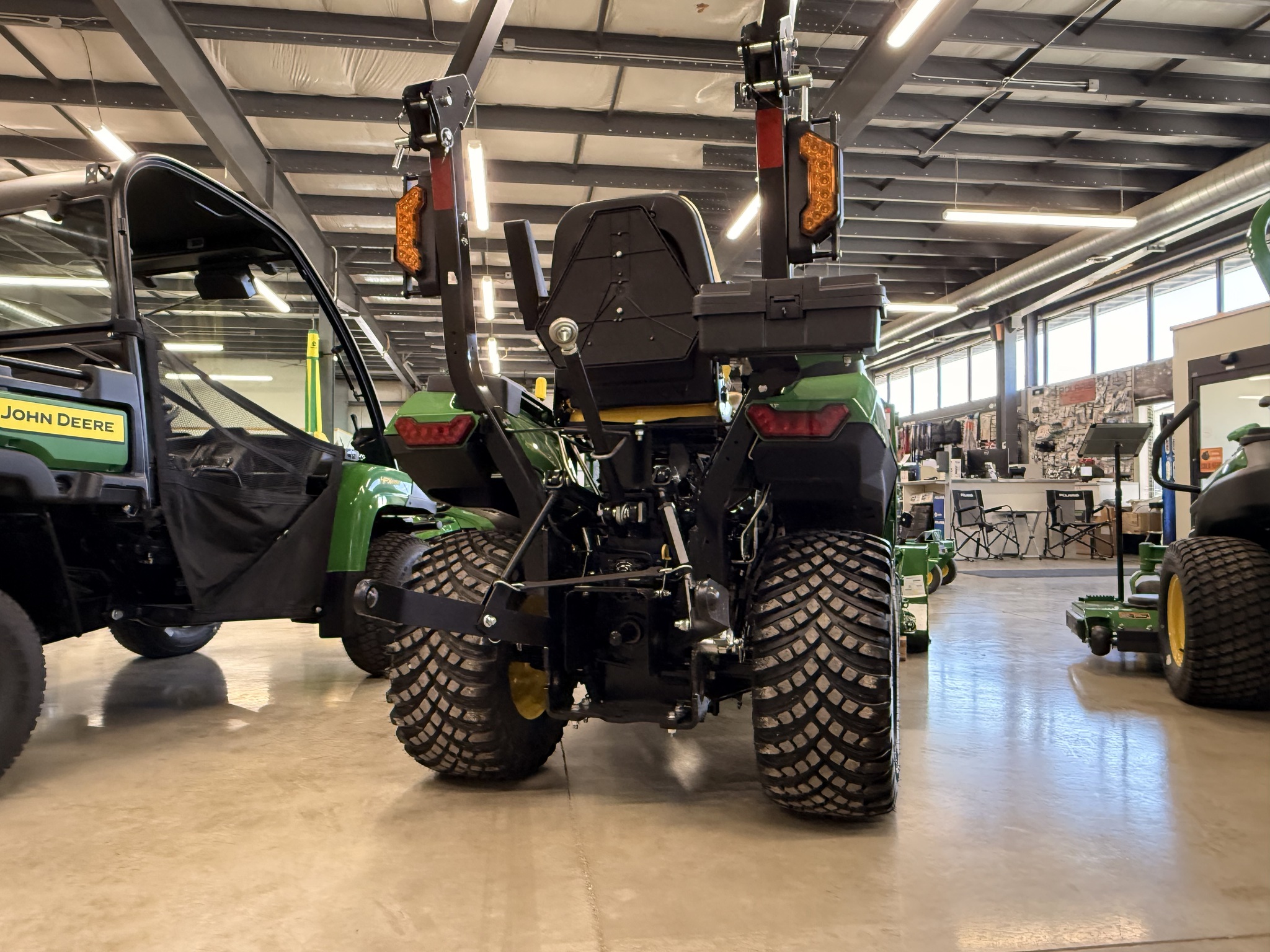 2026 John Deere 1M 25 Compact Utility Tractors