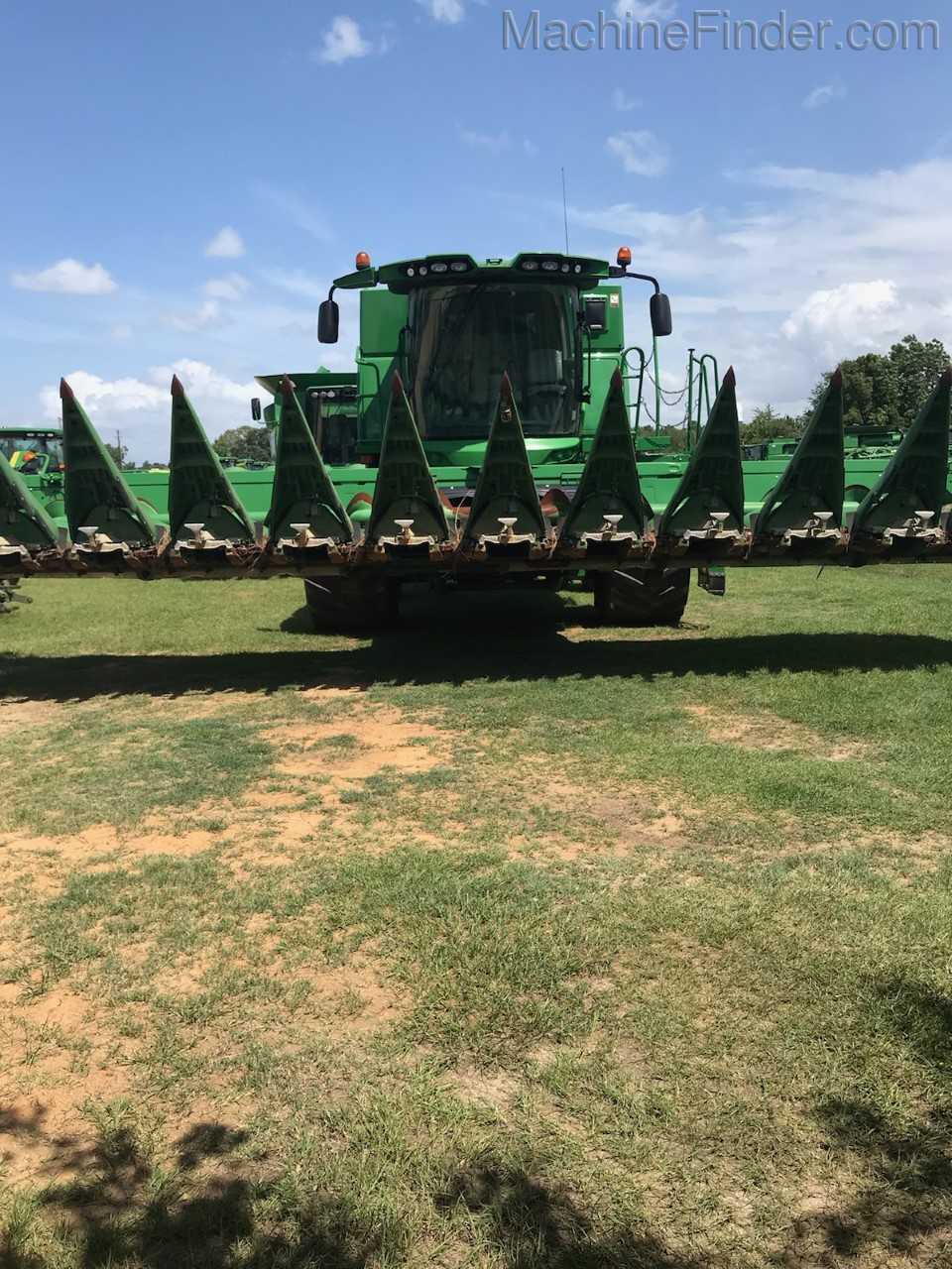 2013 John Deere S680 Image 13